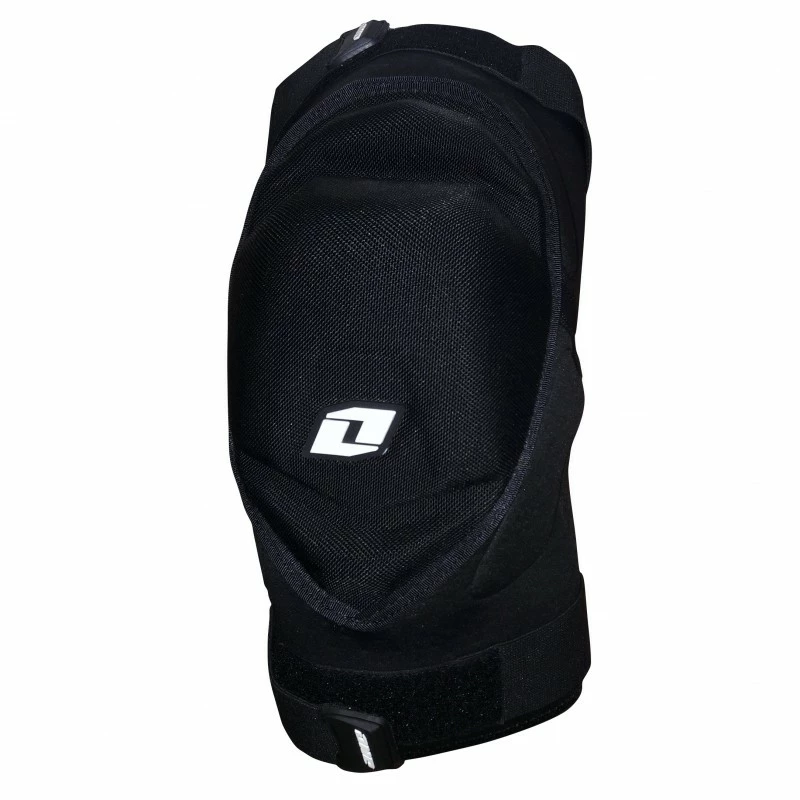 GENOUILLERES ONE CONFLICT BLACK 3 GENOUILLERES ONE CONFLICT BLACK